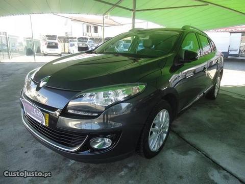 Renault Mégane ST 1.5 BOSE EDITION - 13