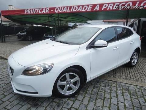 Volvo V40 1.6 D2 MOMENTUN - 13