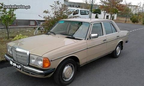 Mercedes-Benz 240 Classico - 83