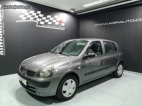 Renault Clio 1.5 DCI - 03