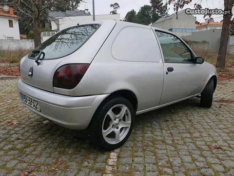 Ford Fiesta 1.8 turbo diesel - 01