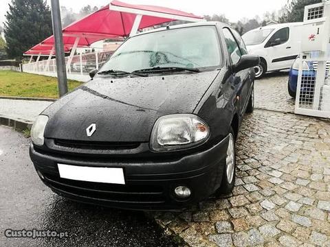 Renault Clio 1.9D VAN FIAVEL - 99