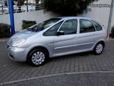 Citroën Picasso 1.6 HDI Impecável - 06