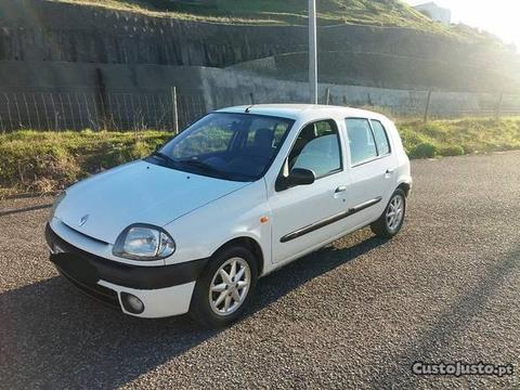 Renault Clio 1.9 Diesel RXE 5 lug. Revisão Feita - 99