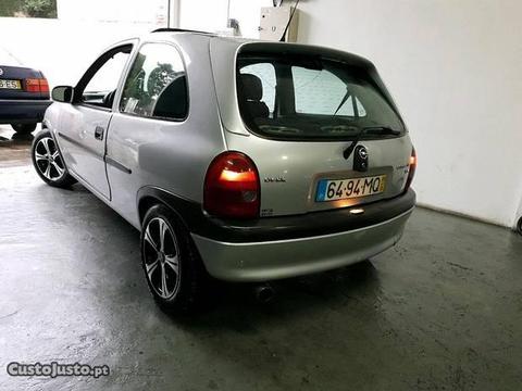 Opel Corsa B sport 1.4 16v - 99