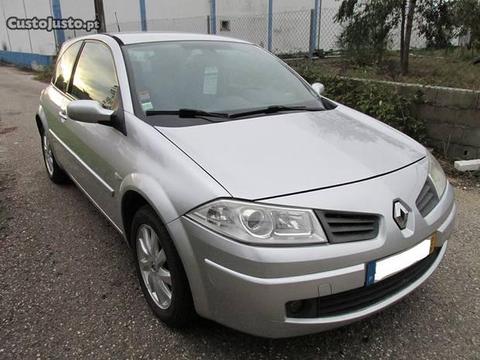 Renault Mégane 1500 DCI - 08