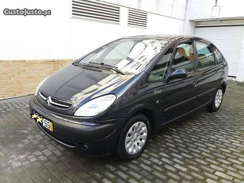 Citroën Picasso 1.6i A/C IMPECÁVEL - 01