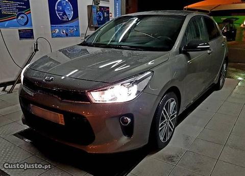 Kia Rio 1.0 Turbo GDI - 17