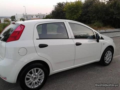 Fiat Punto 1.2 Easy S&S 4000km - 17