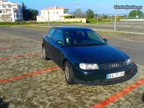 Audi A3 1.6 gasolina - 97
