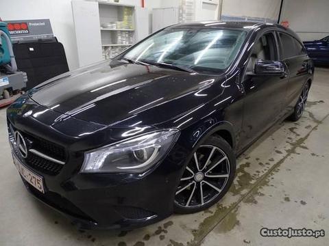 Mercedes-Benz CLA 200 Shooting Break Urban - 16