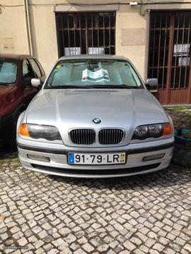 BMW 323 Gasolina - 98