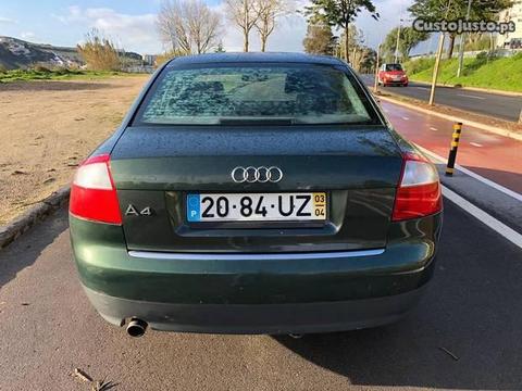 Audi A4 sport 1.6 - 03