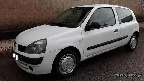 Renault Clio 1.5 DCI VAN A/C - 06