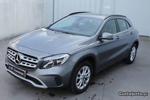 Mercedes-Benz GLA 180 Cx.Auto Camara 360º - 18