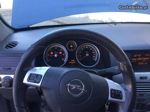 Opel Astra Spor - 07