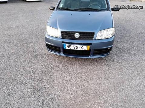 Fiat Punto 1200 8 v - 04