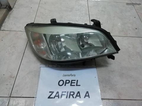 Farol Opel Zafira A
