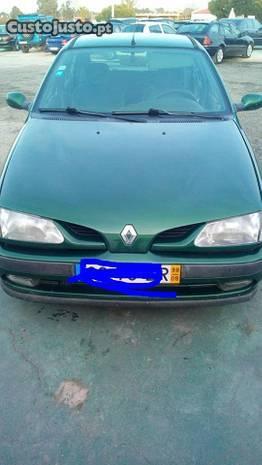 Renault Mégane 1.4 5 portas - 98