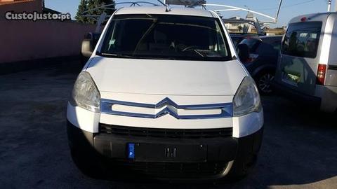 Citroën Berlingo 1.6 HDI 3 lugares - 11