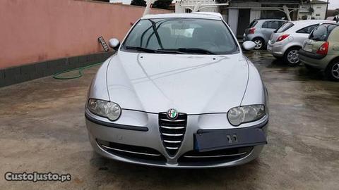 Alfa Romeo 147 1.9 JTD - 01