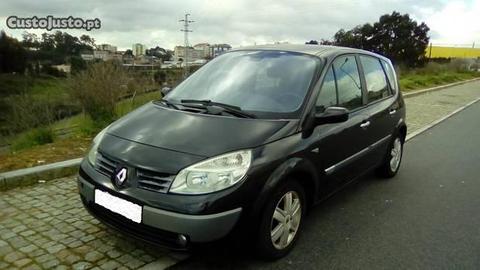 Renault Scénic 1.5 CDi - 04