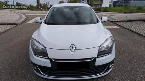 Renault Mégane 1.5 DCI Nac 110cv AC - 12