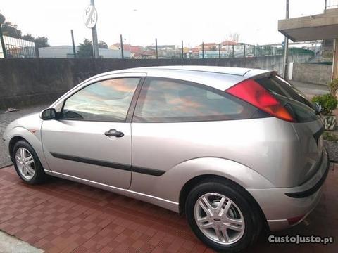 Ford Focus 1.8 TDDI Sport Van - 02