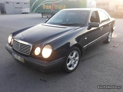 Mercedes-Benz E 220 Diesel nacional - 97