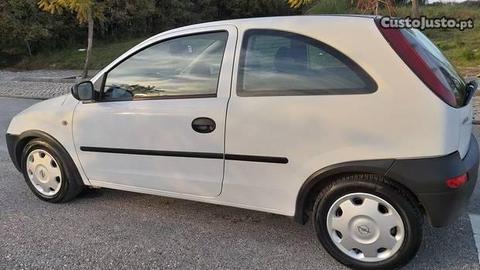 Opel Corsa Van 1.7 DI 65cv - 01