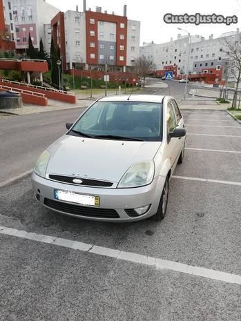 Ford Fiesta 1.2 - 04