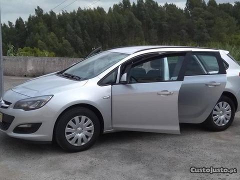 Opel Astra Sports Tourer - 16