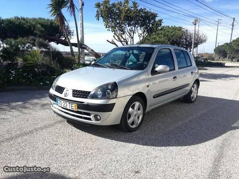 Renault Clio 1.2 EXTREME 16v - 02