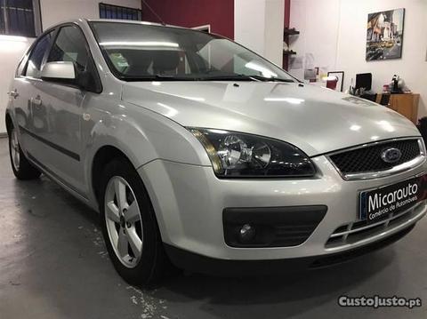 Ford Focus 1.4 16v SPORT IMPEC - 06