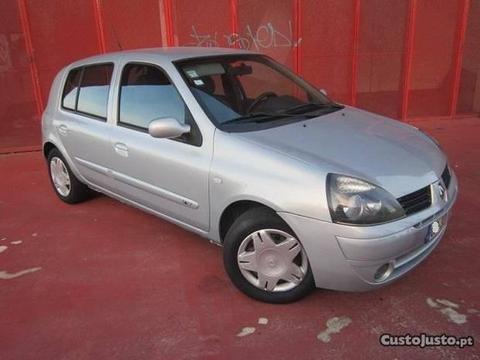 Renault Clio 1.2 16V ABS - 04