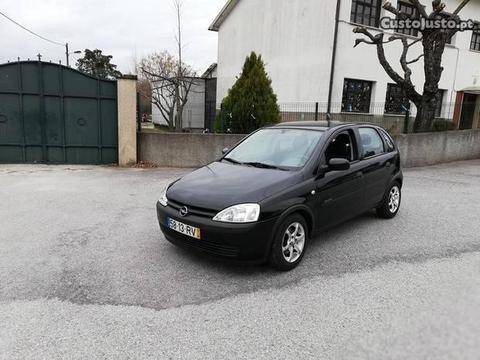 Opel Corsa 1.7 DTI - 02