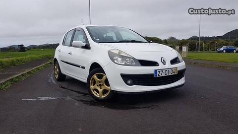 Renault Clio 1.5 DCI - 06