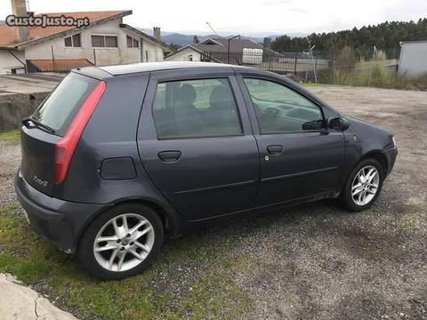 Fiat Punto ELX 16 v - 01