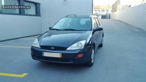 Ford Focus 1.4 SW c/AC - 01