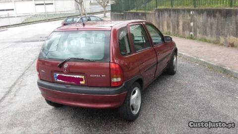 Opel Corsa 1.5 td - 94