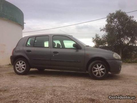 Renault Clio 5lugares - 99