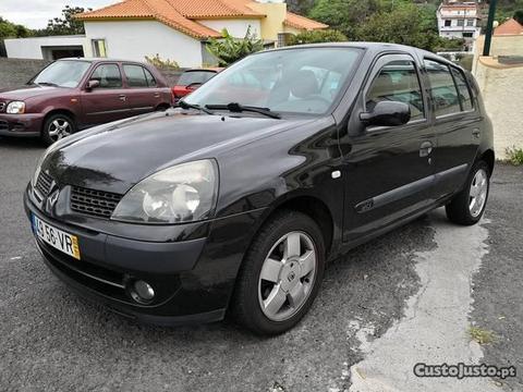 Renault Clio 1.5 dci S - 03