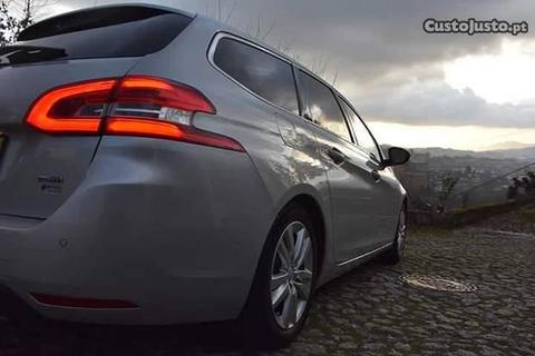 Peugeot 308 1.6 Bluehdi 120 cv - 14