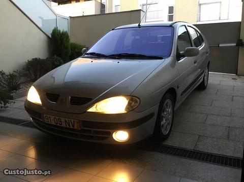 Renault Mégane 1.4 16v Rxe - 99