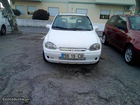 Opel Corsa 1.2 - 96