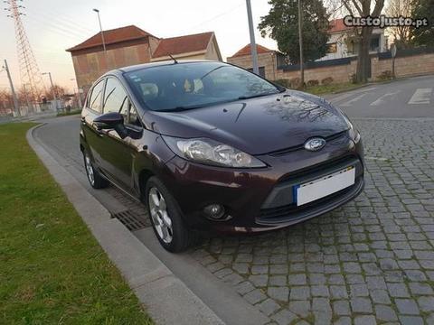 Ford Fiesta 1.4Tdci AC Jantes - 10