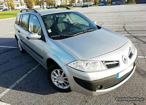 Renault Mégane 1.5 dci c/AC NACIONAL - 09