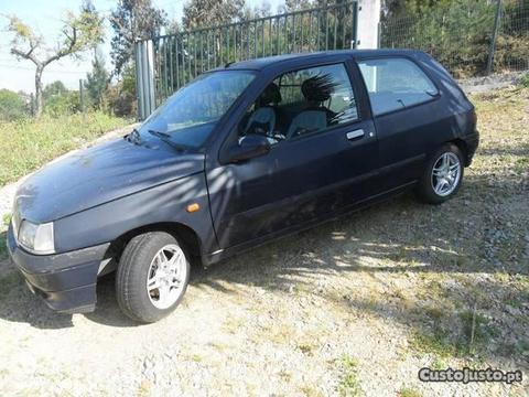 Renault Clio comercial 2Lugares - 95