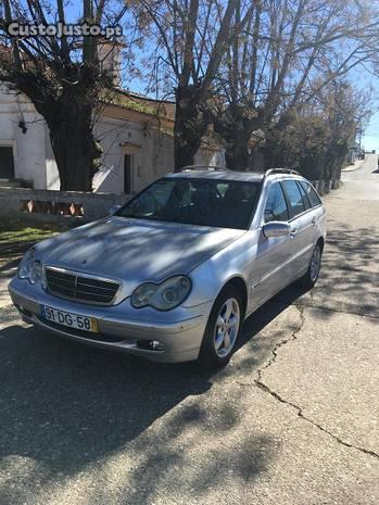 Mercedes-Benz C 220 CDI - 02