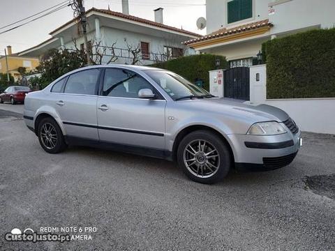 VW Passat 1.9tdi 130cv confort - 02